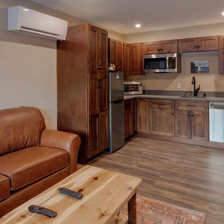 The Lodge By Sunapee Stays Szoba fotó